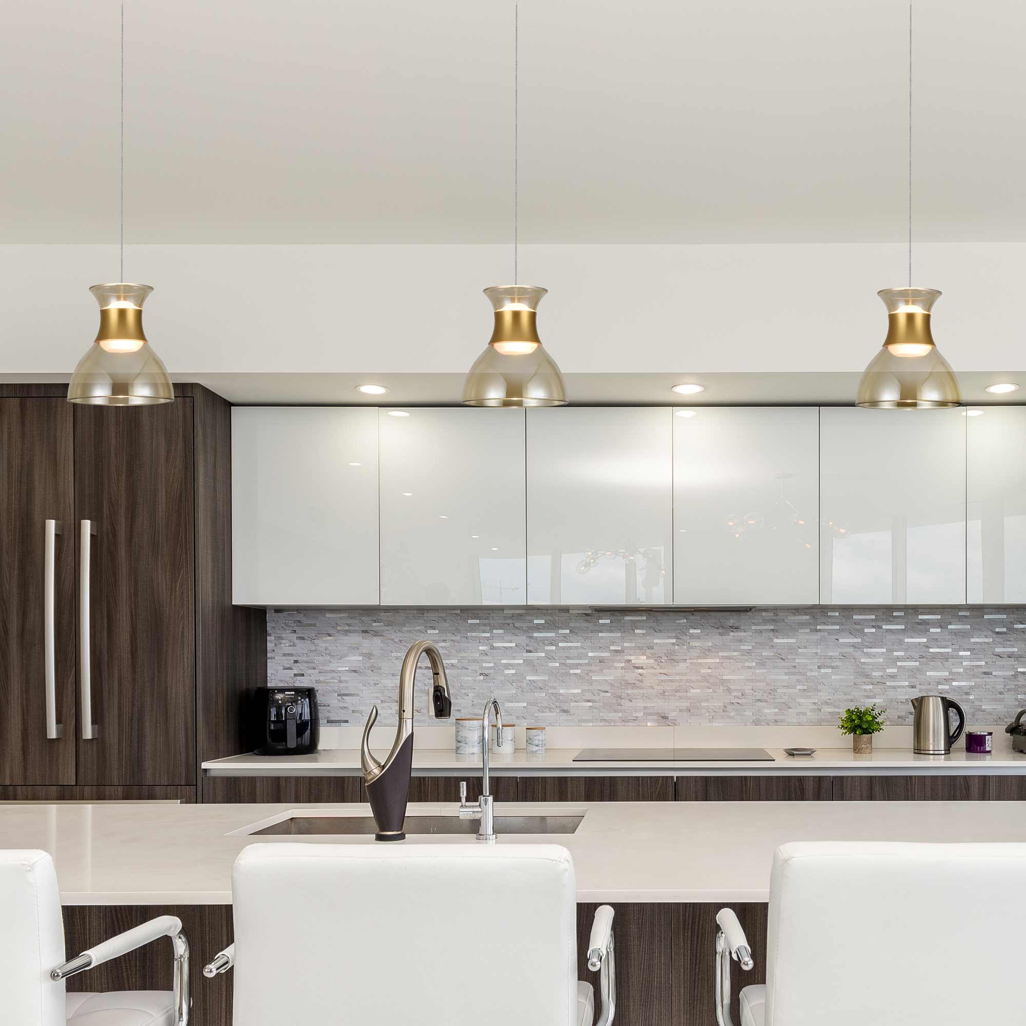 VONN Artisan Palermo VAP2301BL 7" Up-Down Integrated LED ETL Certified Height Adjustable Pendant, Black - Image 2