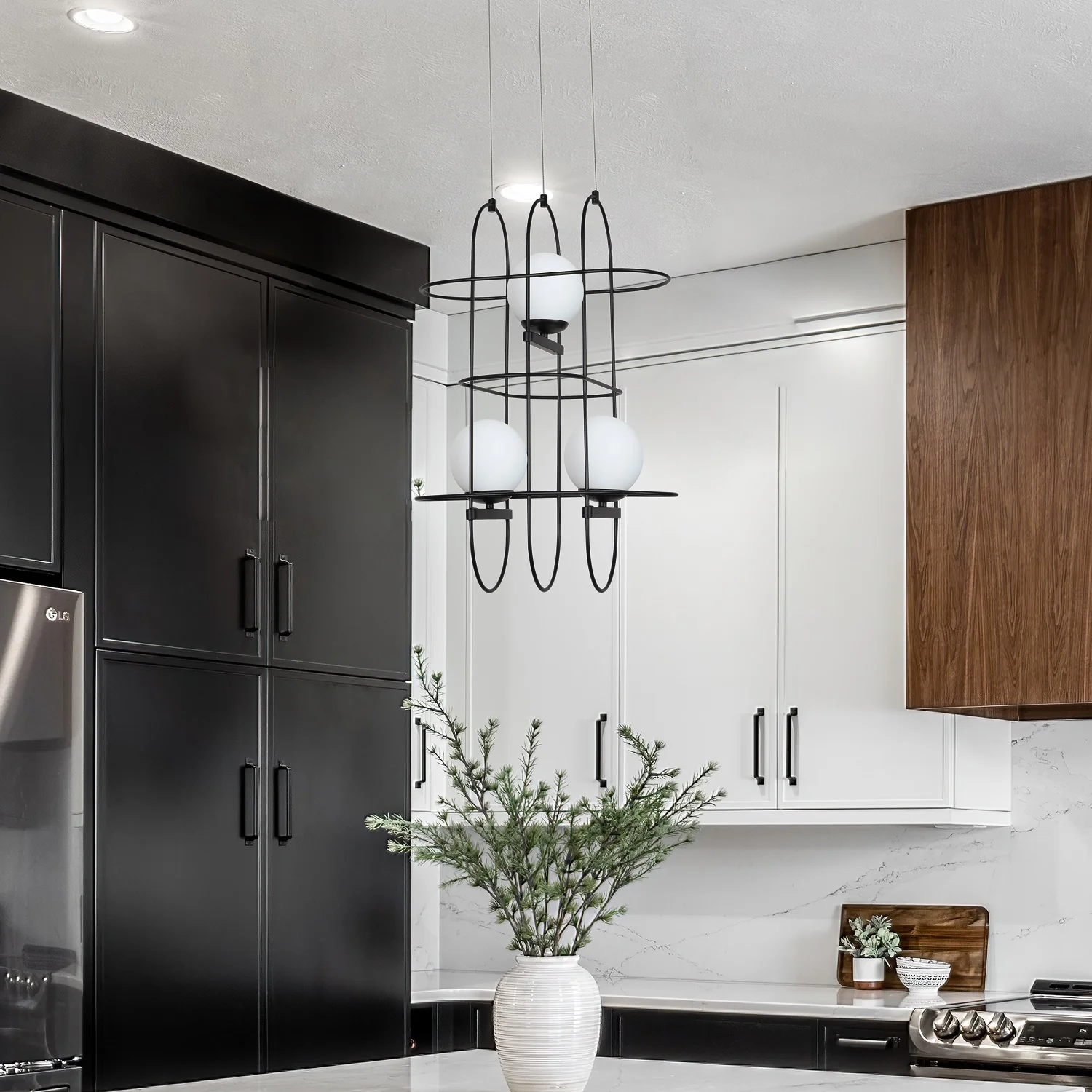 VONN Artisan Lyra VAC3273BL 16" Integrated LED ETL Certified Height Adjustable Chandelier, Black Pendant - Image 3