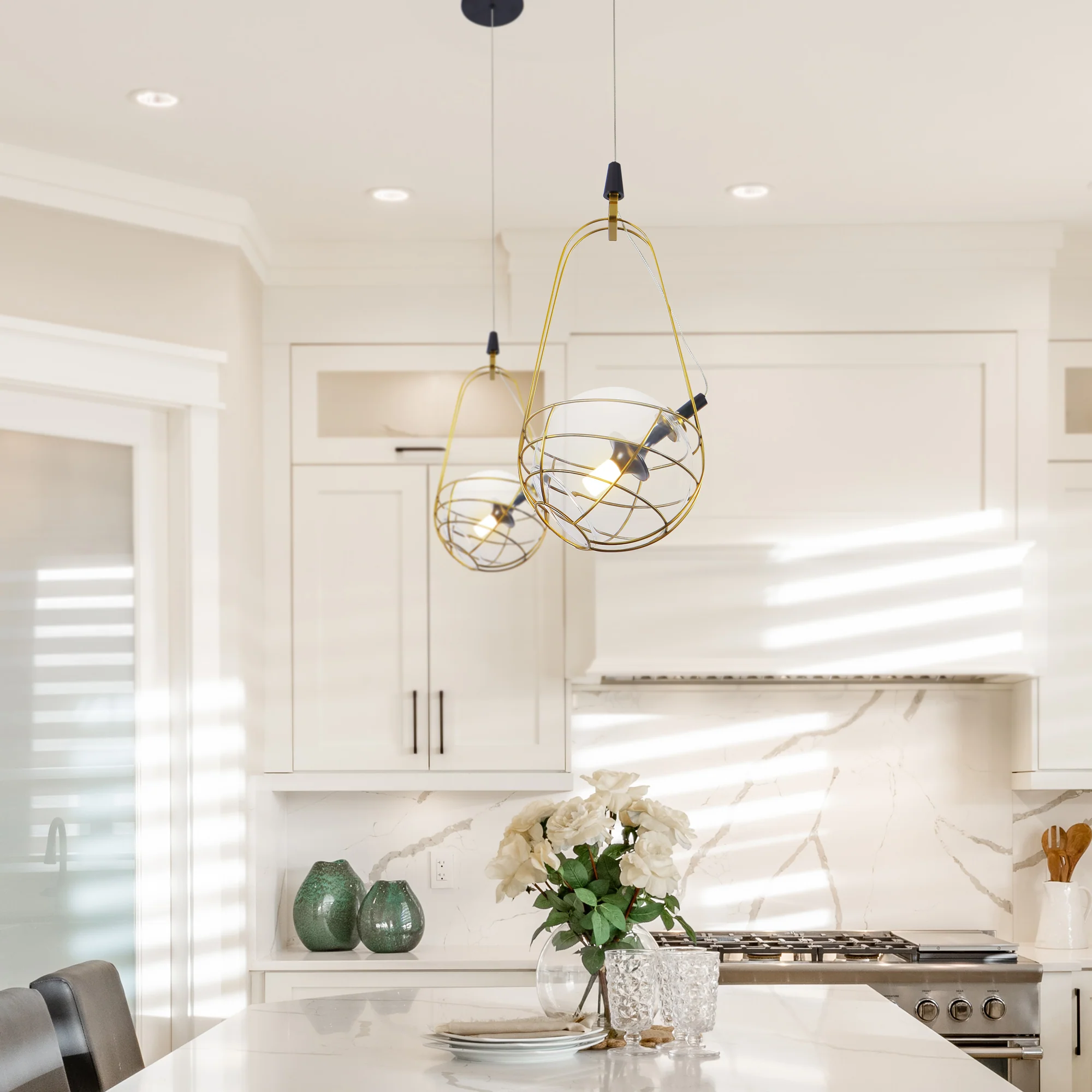 VONN Artisan Firenze VAP2151AB 8" Integrated LED ETL Certified Height Adjustable Pendant with Glass Shade - Image 5