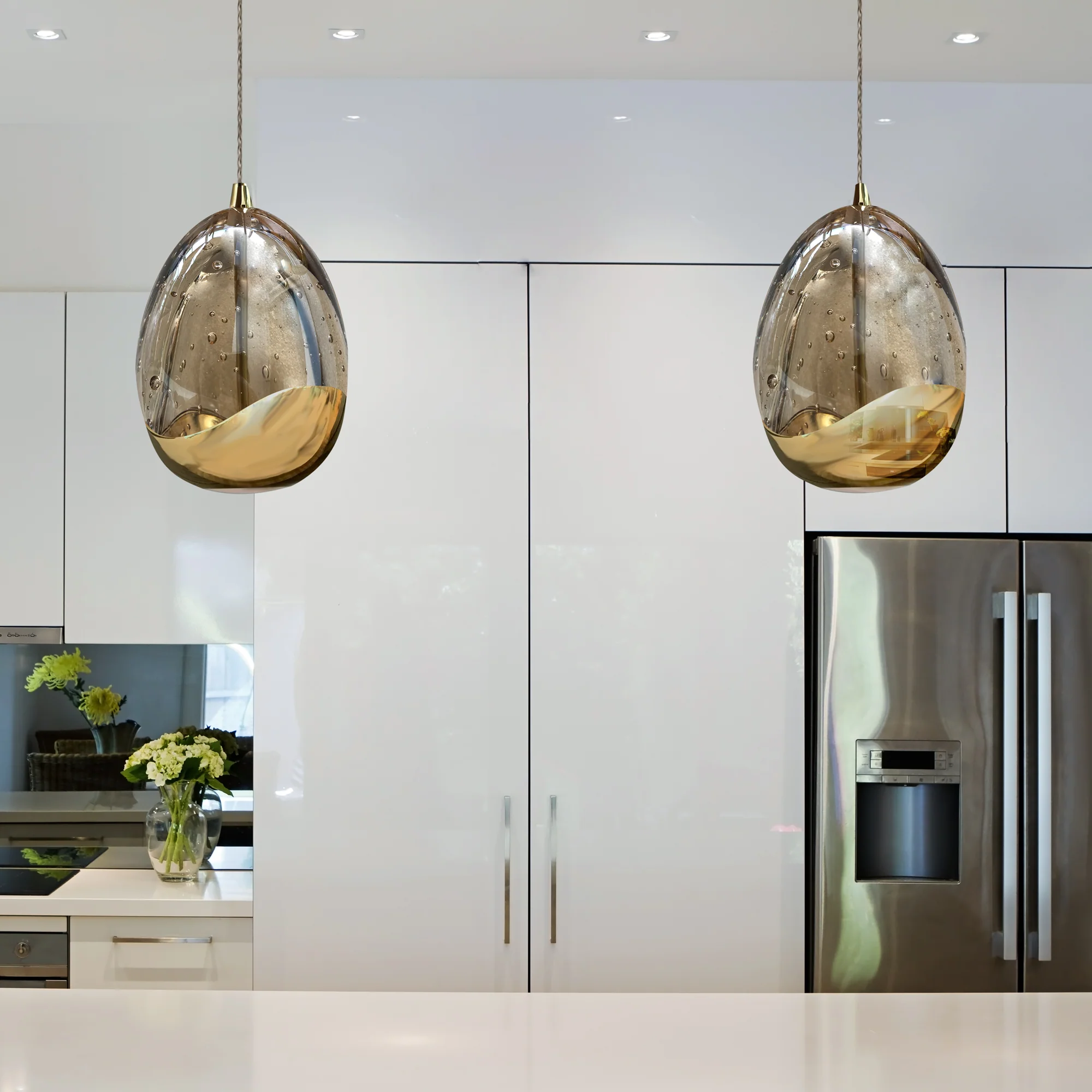 VONN Artisan Venezia VAP2201GL 3.5" Integrated LED ETL Certified Height Adjustable Pendant w/ Glass Shade, Gold - Image 2