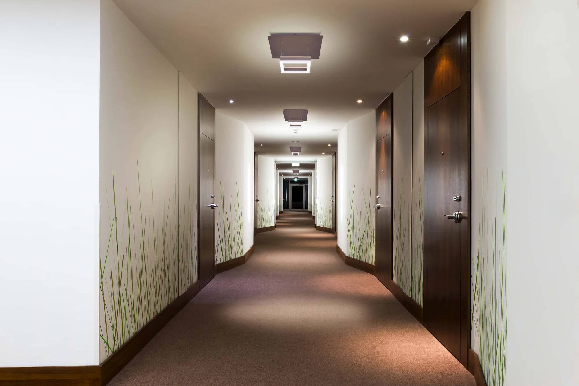 VONN Callisto VHP26520ORB 11” WiFi-Enabled ETL Cert. Tunable Color-Changing LED Pendant Ceiling Fixture - Image 7