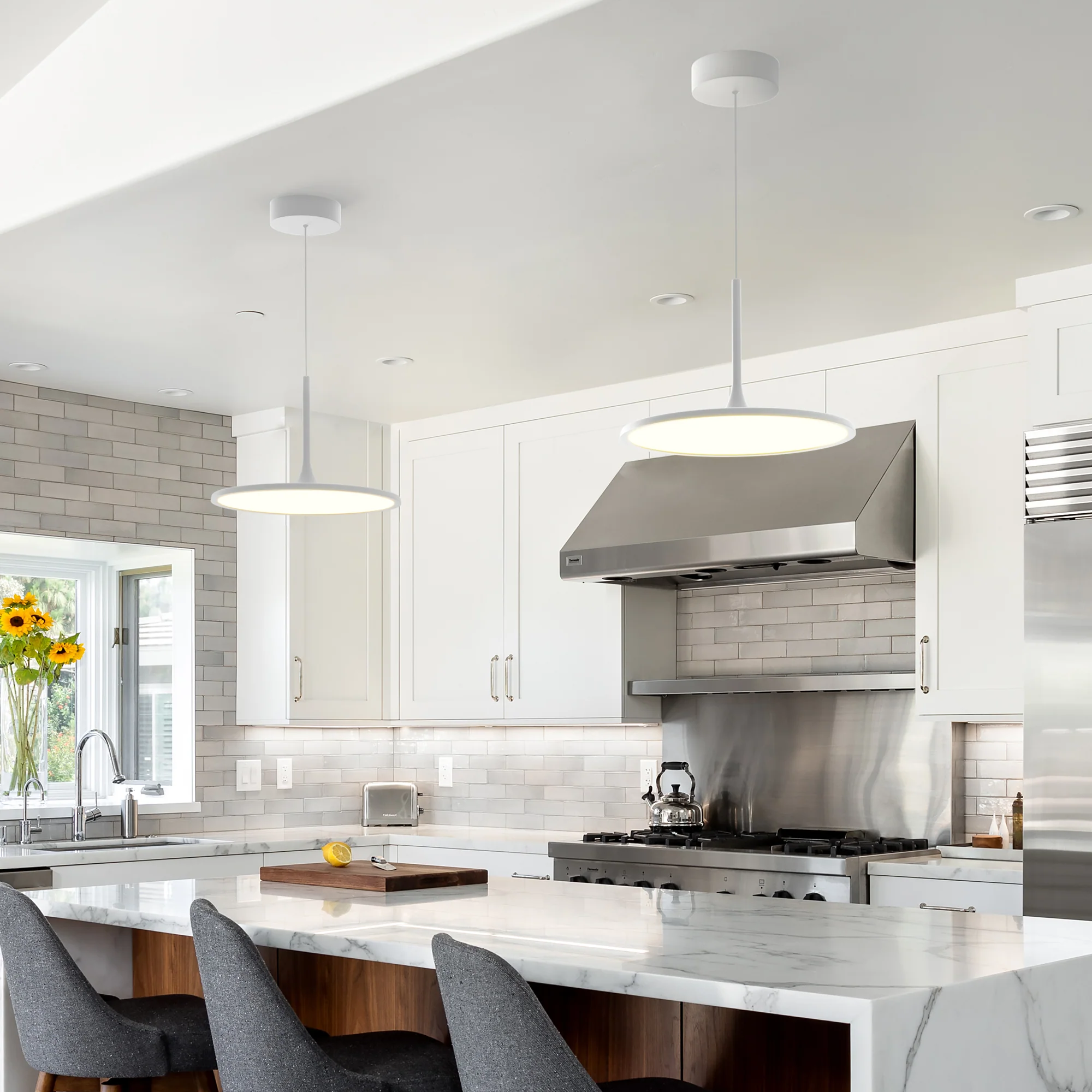 VONN Salm VMC31820SW 24" Integrated LED ETL Certified Pendant, Height Adjustable Disc Chandelier in White - Image 3