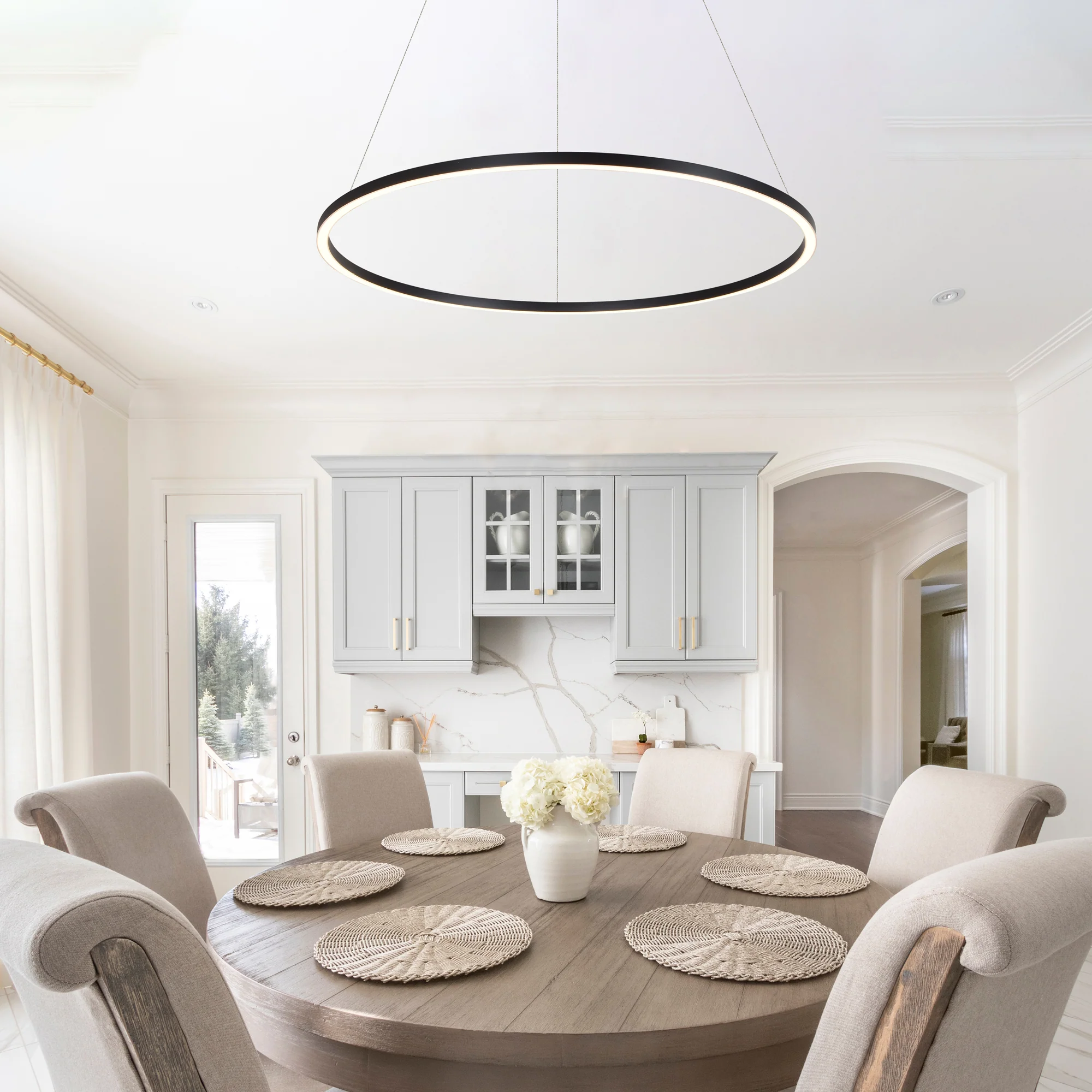 VONN Tania VMC34911BL 39" ETL Certified Integrated LED Ring Chandelier Height Adjustable Pendant in Black - Image 3