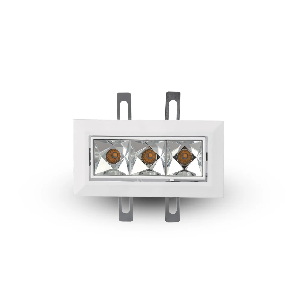 VONN RUBIK VMDL000603C009WH 5" 3 LIGHT LED ADJUSTABLE RECESSED DOWNLIGHT W/TRIM, ETL, COMMERCIAL GRADE, White - Image 3
