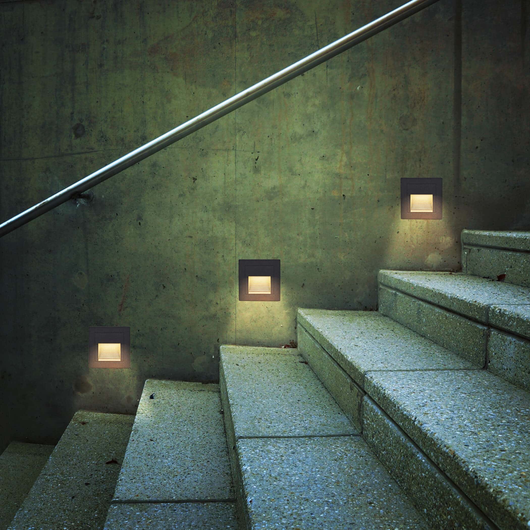 VONN 3.25" VOS54478BL Low-Voltage 1-Watt ETL Certified Integrated LED Outdoor Steps Light in Matte Black - Image 4